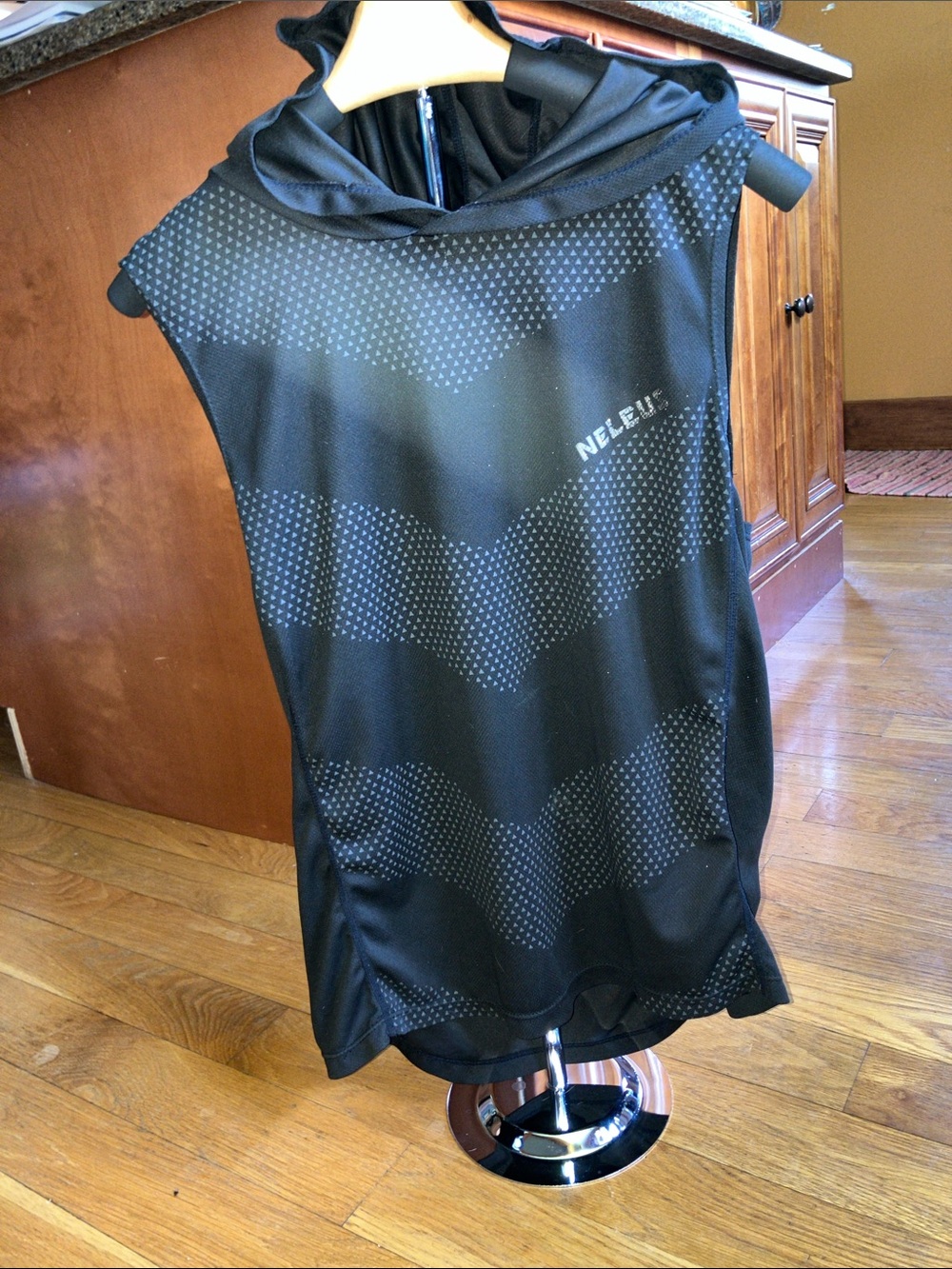 Neleus VIRAL Black Sleeveless Hooded Athletic Tank